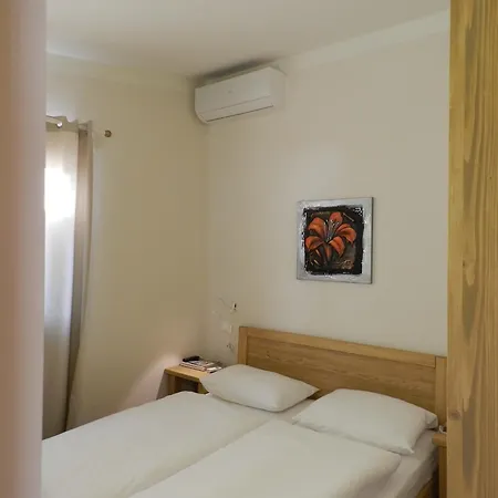 Erica Lux 2 Daire Novigrad Istria